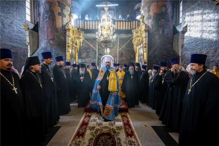Митрополит Савватий совершил Всенощное бдение в Введенском кафедральном соборе г.Чебоксары